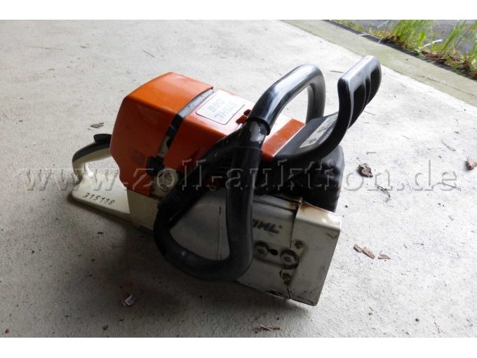 Stihl 046 Motorkettensäge / Seitenansicht