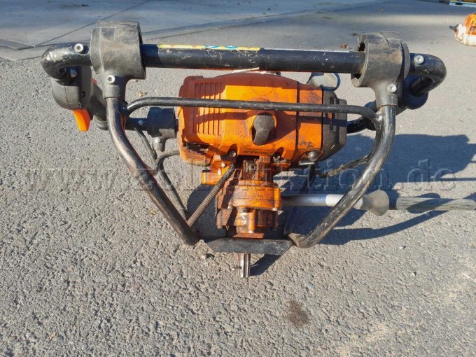 Stihl BT 121 Hinten