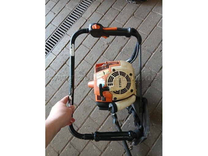 1 Stihl Erdbohrer BT 120 C – kavel bij Zoll-Auktion, Bad Zwischenahn