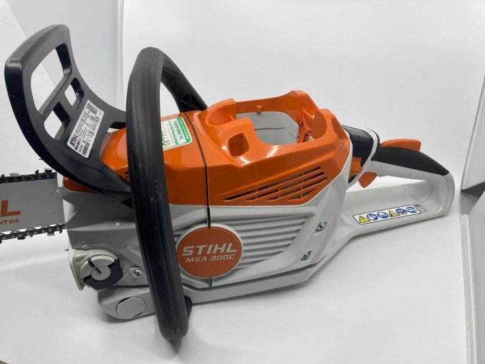 1 Stihl MSA 300c Akkukettensäge ohne Akku – foto 6 – kavel bij Zoll-Auktion, Eilenburg