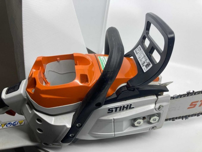 1 Stihl MSA 300c Akkukettensäge ohne Akku – foto 2 – kavel bij Zoll-Auktion, Eilenburg