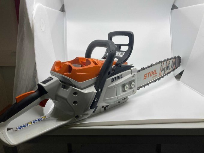 1 Stihl MSA 300c Akkukettensäge ohne Akku – foto 8 – kavel bij Zoll-Auktion, Eilenburg