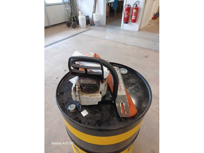 1 Stihl Motorsäge MS 261 C-M für Bastler – foto 4 – kavel bij Zoll-Auktion, Westendorf