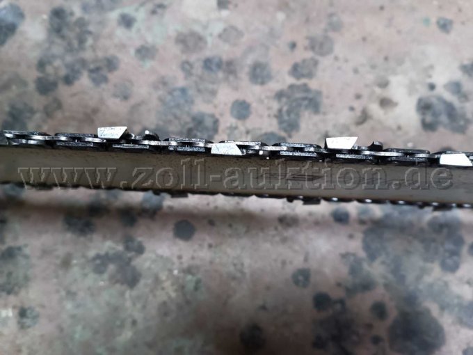 Stihl Motorsäge 
Ansicht Kette