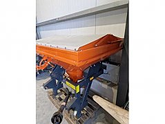 Stoll Schleuderstreuer KSZ-Stand-600