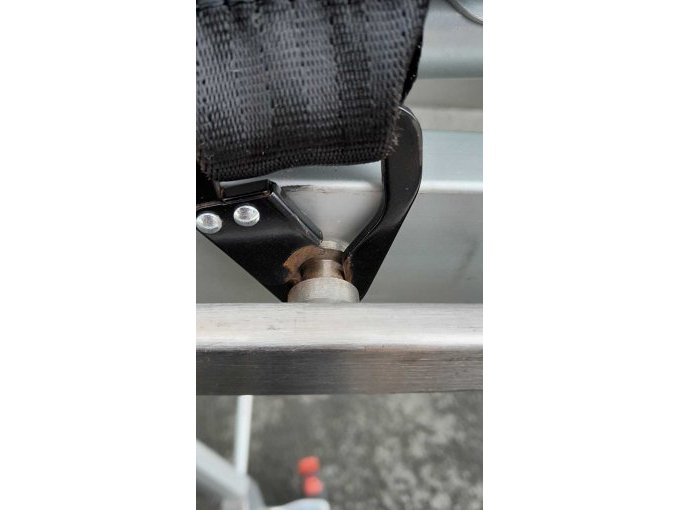 Lackschaden Gurtbefestigung