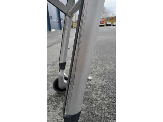 Kratzer am Standbein