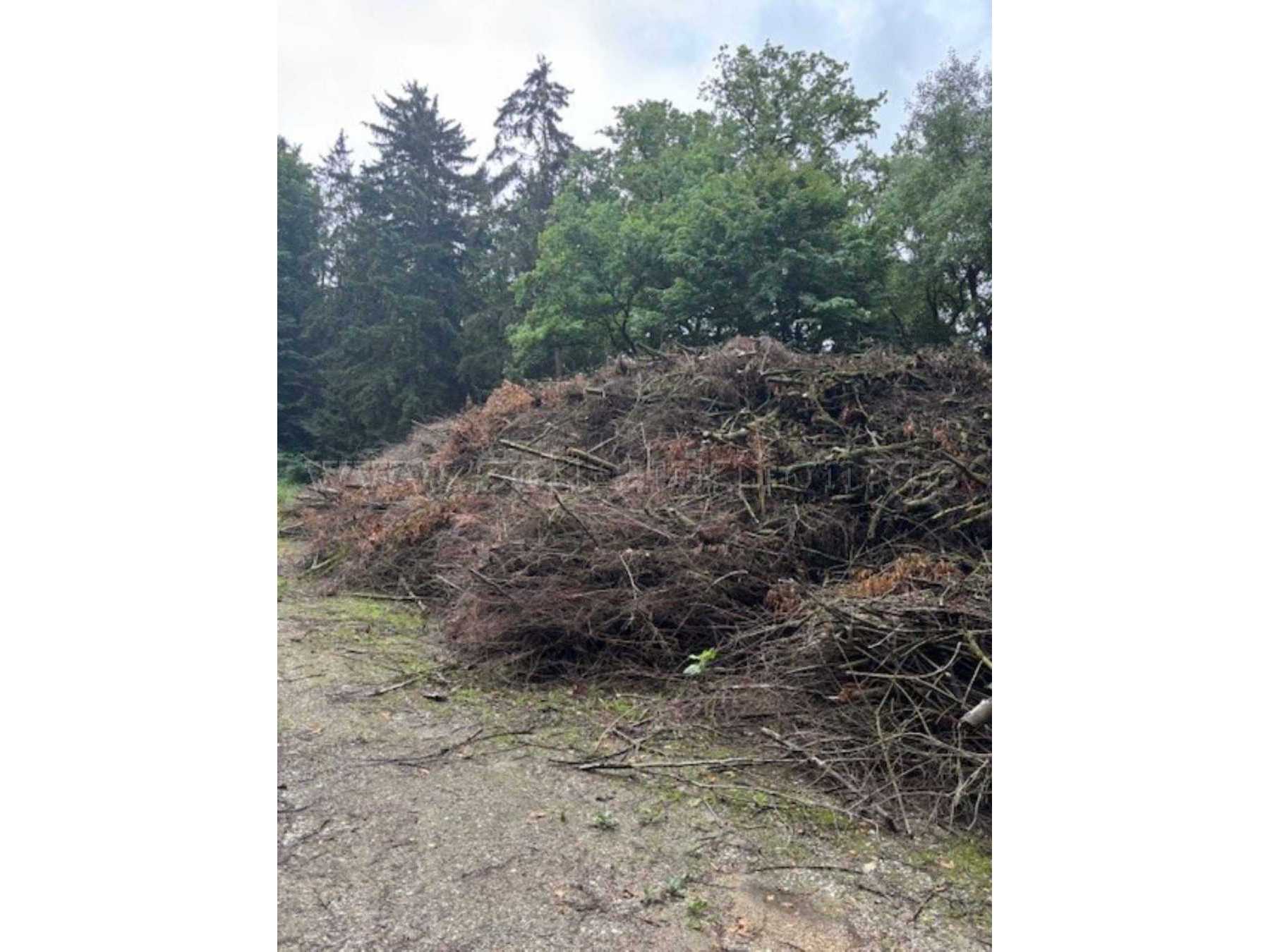 Haufwerk Badendorf 
Seitenansicht 1