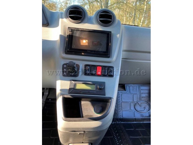 StreetScooter Ansicht innen_Mittelkonsole