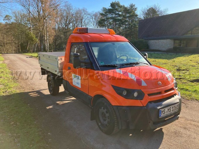 StreetScooter Ansicht vorne_Seite rechts