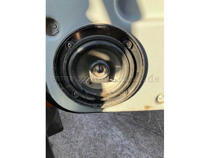 StreetScooter Ansicht Beifahrertür innen, Defekt Lautsprecher