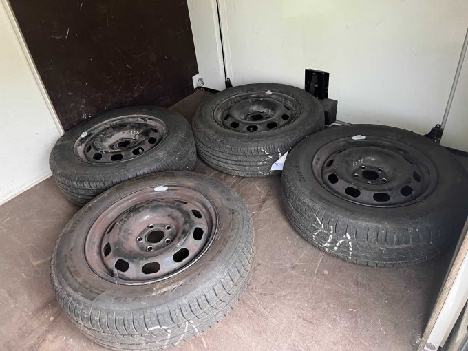 2 Reifensatz inkl. Felgen