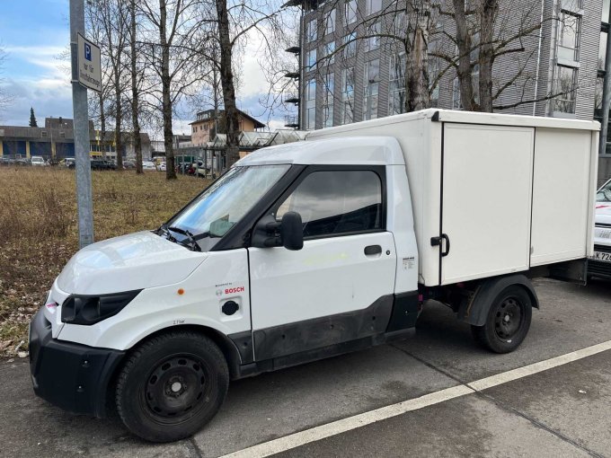 Seitenansicht - Fahrerseite