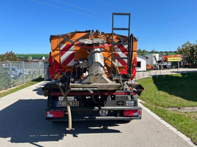 Streuanhänger hinten