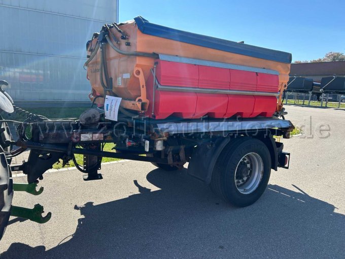 Streuanhänger vorne links