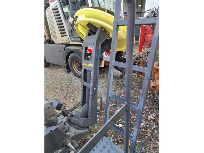 1 Streuautomat Küpper Weisser IMSSN E23040DFA 4m³ mit Zweitmotor – foto 16 – kavel bij Zoll-Auktion, Bielefeld