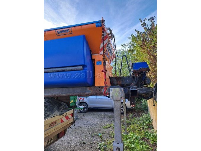 1 strooiautomaat Schmidt Stratos S40-36 4 kubieke meter – foto 3 – kavel bij Zoll-Auktion, Bielefeld