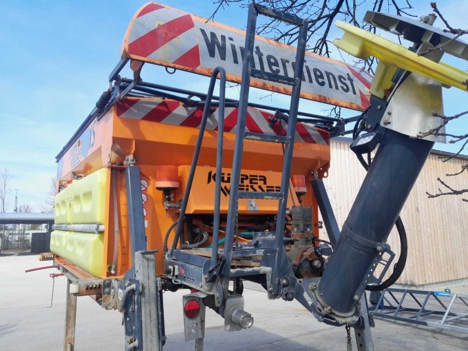 Streuer Küpper-Weisser Rückansicht