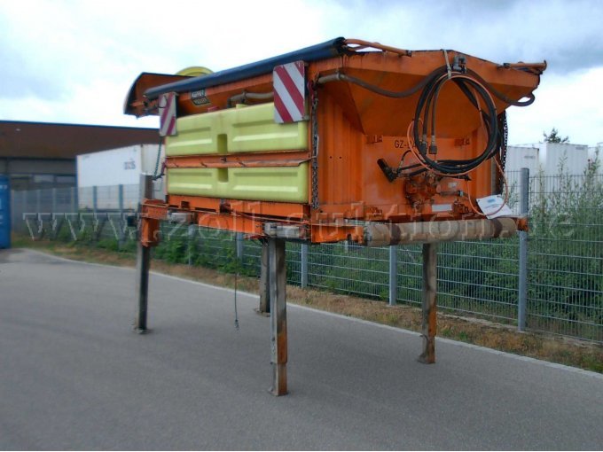 Küpper Weisser - STA 95 - von vorne rechts