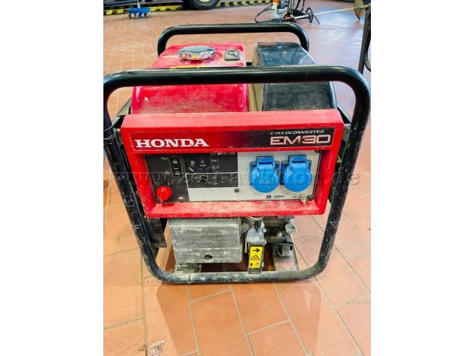 1 Honda GC 160-stroomaggregaat met Geko 2500E 2,5 kW + Honda EMS 30 3,0 kW – foto 6 – kavel bij Zoll-Auktion, Speyer
