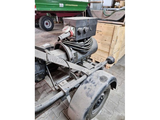 1 Stromaggregat Minimax AG Zugmaul 205/DZ !!! DEFEKT !!! – foto 3 – kavel bij Zoll-Auktion, Garrel