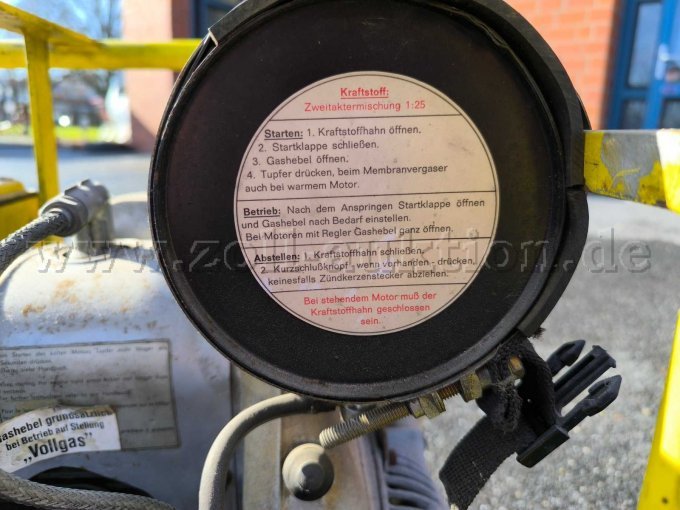 Hinweise zur Bedienung & Kraftstoff