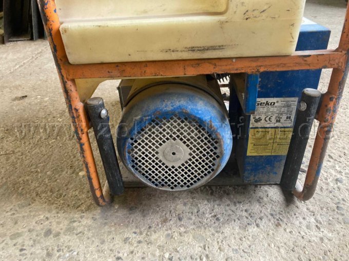 Lüfterrad mit Abdeckung