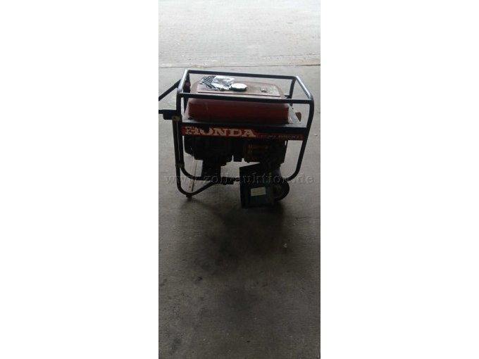 1 Stromerzeuger Honda ECMT 6500 – defekt – foto 4 – kavel bij Zoll-Auktion, Herzlake