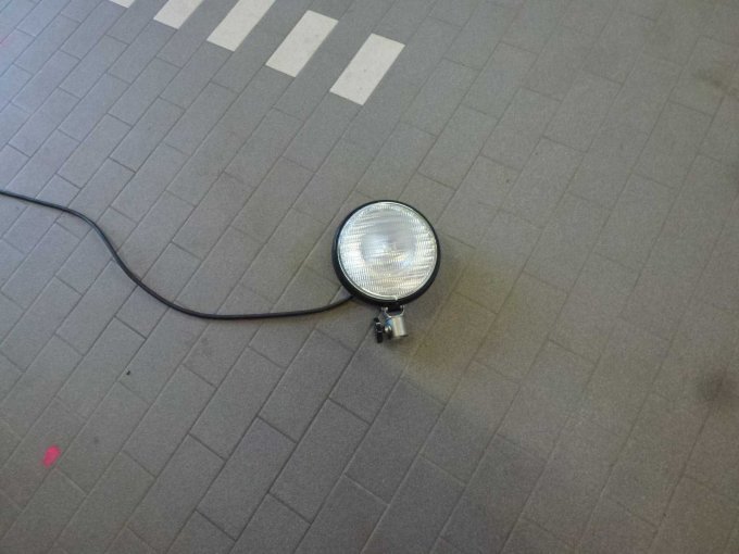 Suchscheinwerfer mit Kabel