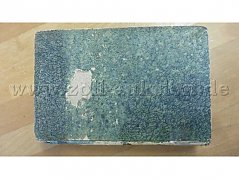 Buchcover mit Beschädigung