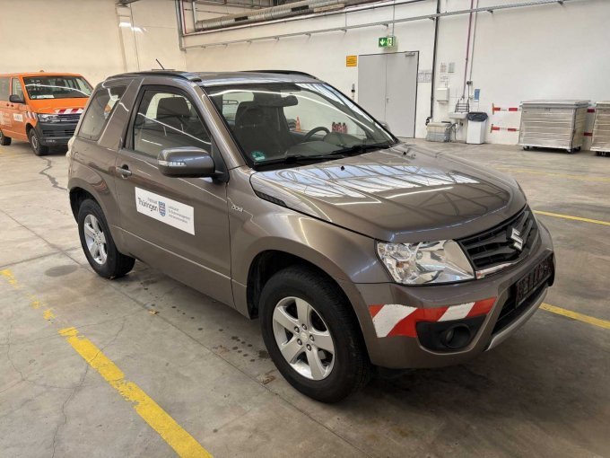 Frontansicht seitlich