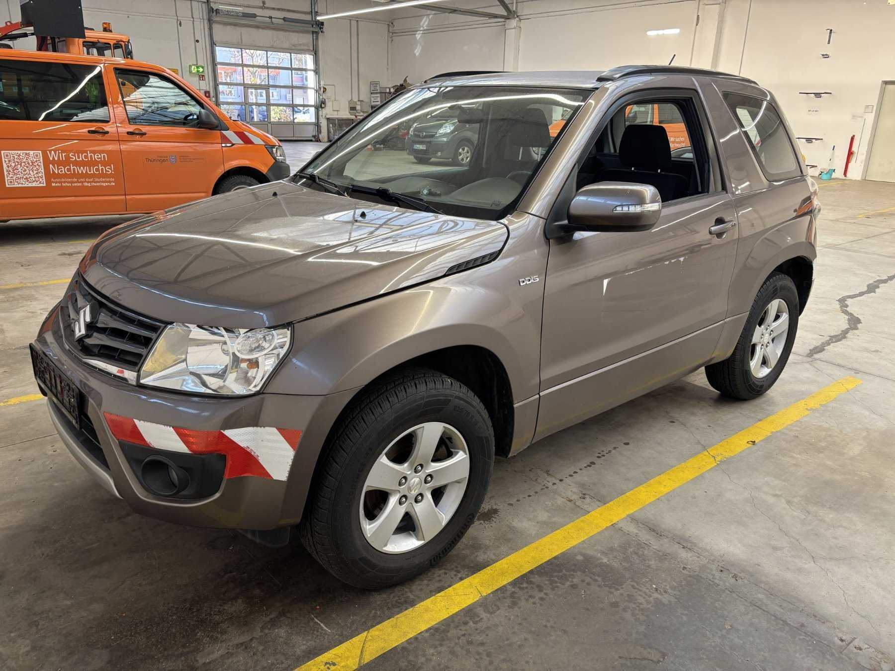 Frontansicht seitlich