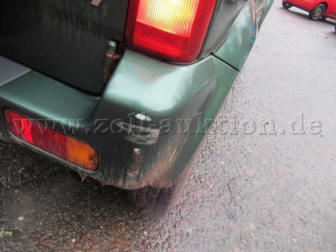 Beschädigung Stoßstange hinten