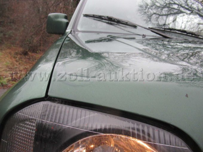 Beschädigung Motorhaube