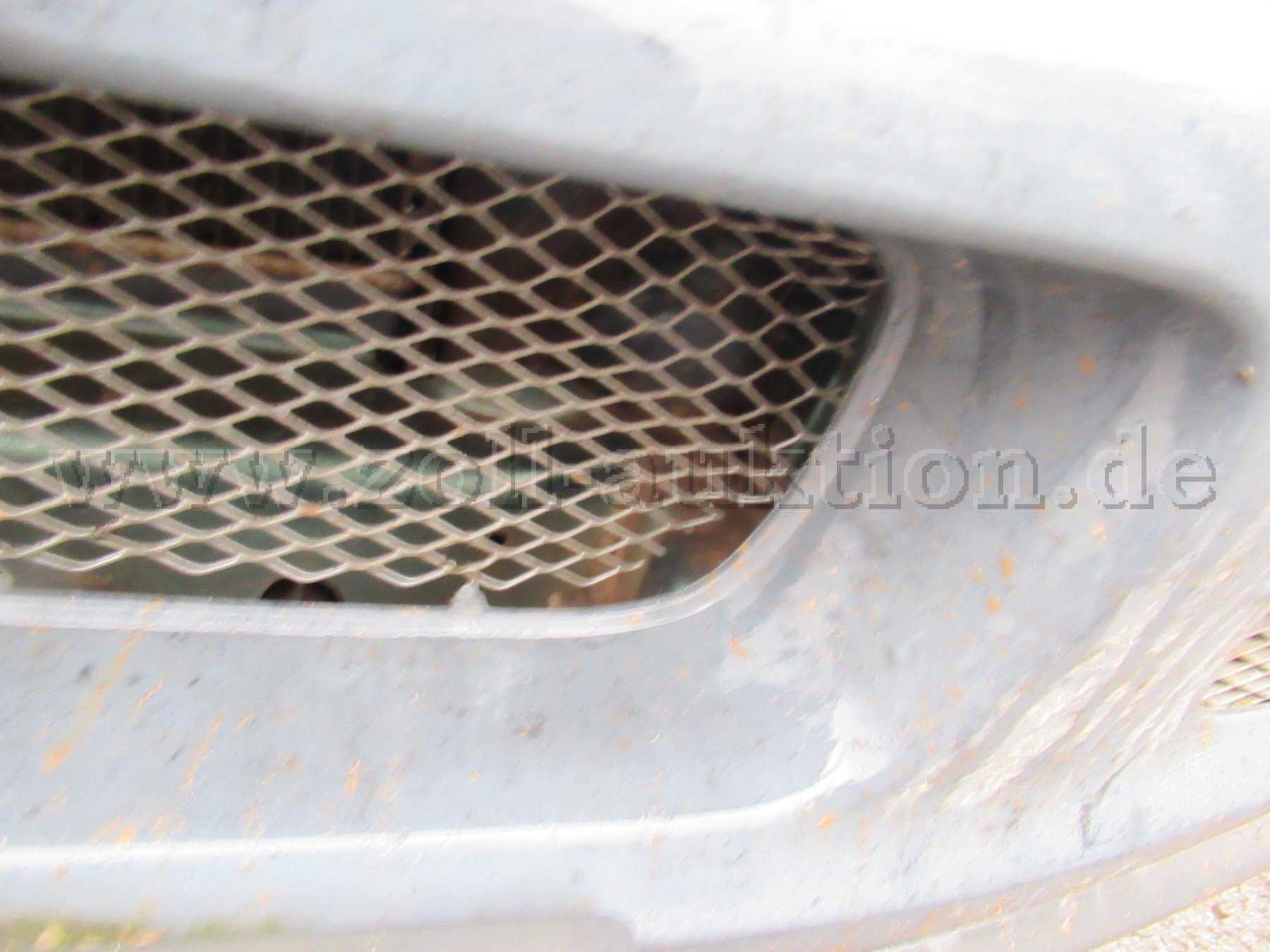 Beschädigung Stoßstange vorne