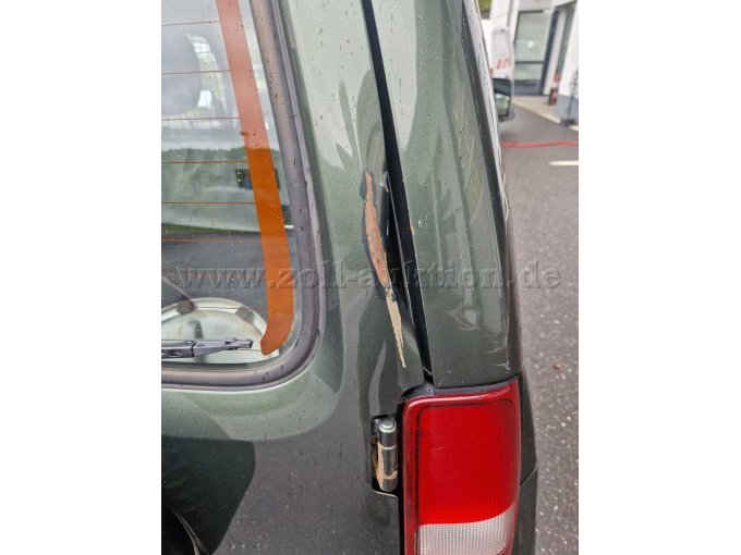 1 Suzuki Jimny Ranger mit kleinem Heinemann Kastenanhänger als Paket – foto 12 – kavel bij Zoll-Auktion, Bad Münstereifel