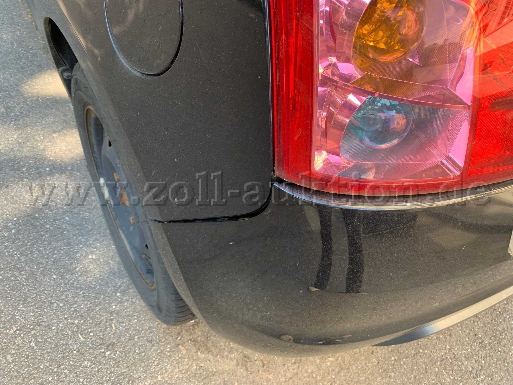 19- Spaltmaß Schürze hinten links