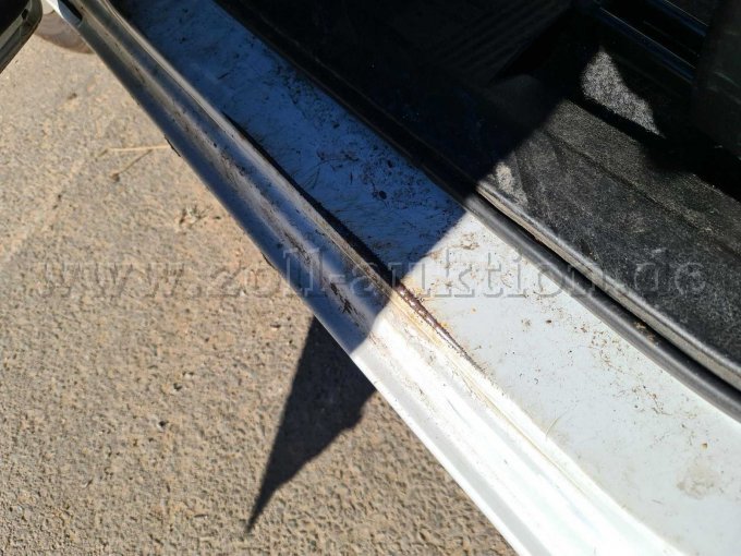 Ansicht Beschädigung Einstieg