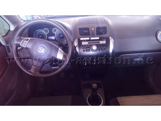 1 Suzuki Sx4 Classic 1.6 4x4 – foto 9 – kavel bij Zoll-Auktion, Sonthofen