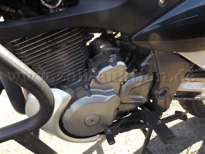 1 Suzuki XF 650 – foto 7 – kavel bij Zoll-Auktion, Frankfurt am Main