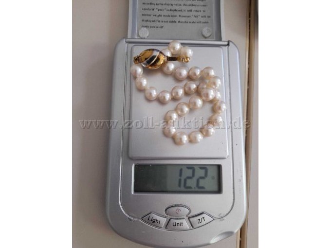 Perlenkette (Armband, mit goldenem Verschluss)