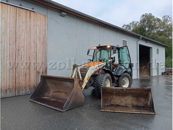 Front mit 2x Laderschaufel