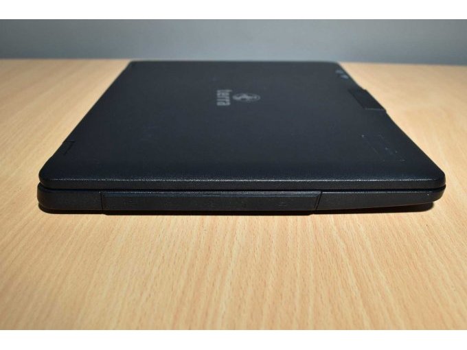 TERRA MOBILE 360-11V3 – 29.5 cm ( 11.6″ ) Multi-Touch
Ansicht von der Seite