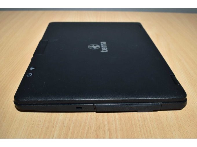 TERRA MOBILE 360-11V3 – 29.5 cm ( 11.6″ ) Multi-Touch
Ansicht von der Seite