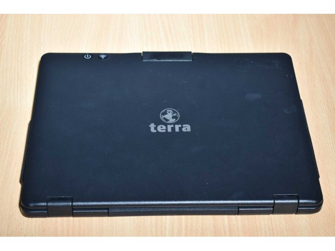 TERRA MOBILE 360-11V3 
– 29.5 cm ( 11.6″ ) Multi-Touch
Ansicht geschlossen