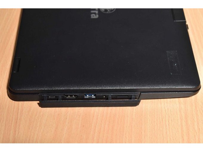 TERRA MOBILE 360-11V3 – 29.5 cm ( 11.6″ ) Multi-Touch
Ansicht von der Seite