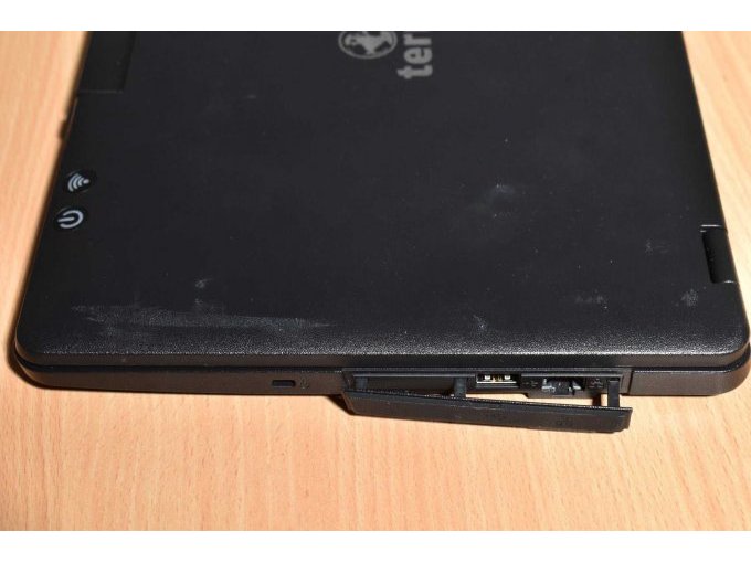 TERRA MOBILE 360-11V3 – 29.5 cm ( 11.6″ ) Multi-Touch
Ansicht von der Seite