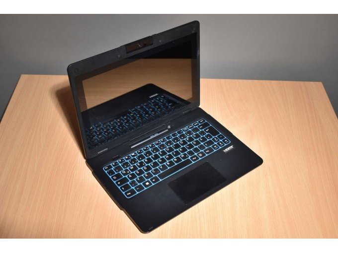 RRA MOBILE 360-11V3 – 29.5 cm ( 11.6″ ) Multi-Touch
Ansicht geöffnet