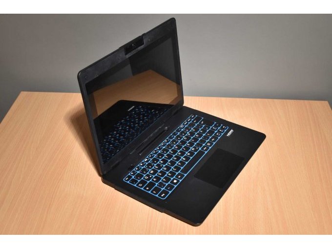 TERRA MOBILE 360-11V3 – 29.5 cm ( 11.6″ ) Multi-Touch
Ansicht geöffnet