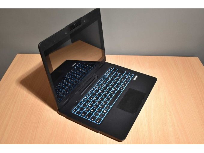 TERRA MOBILE 360-11V3 – 29.5 cm ( 11.6″ ) Multi-Touch
Ansicht geöffnet